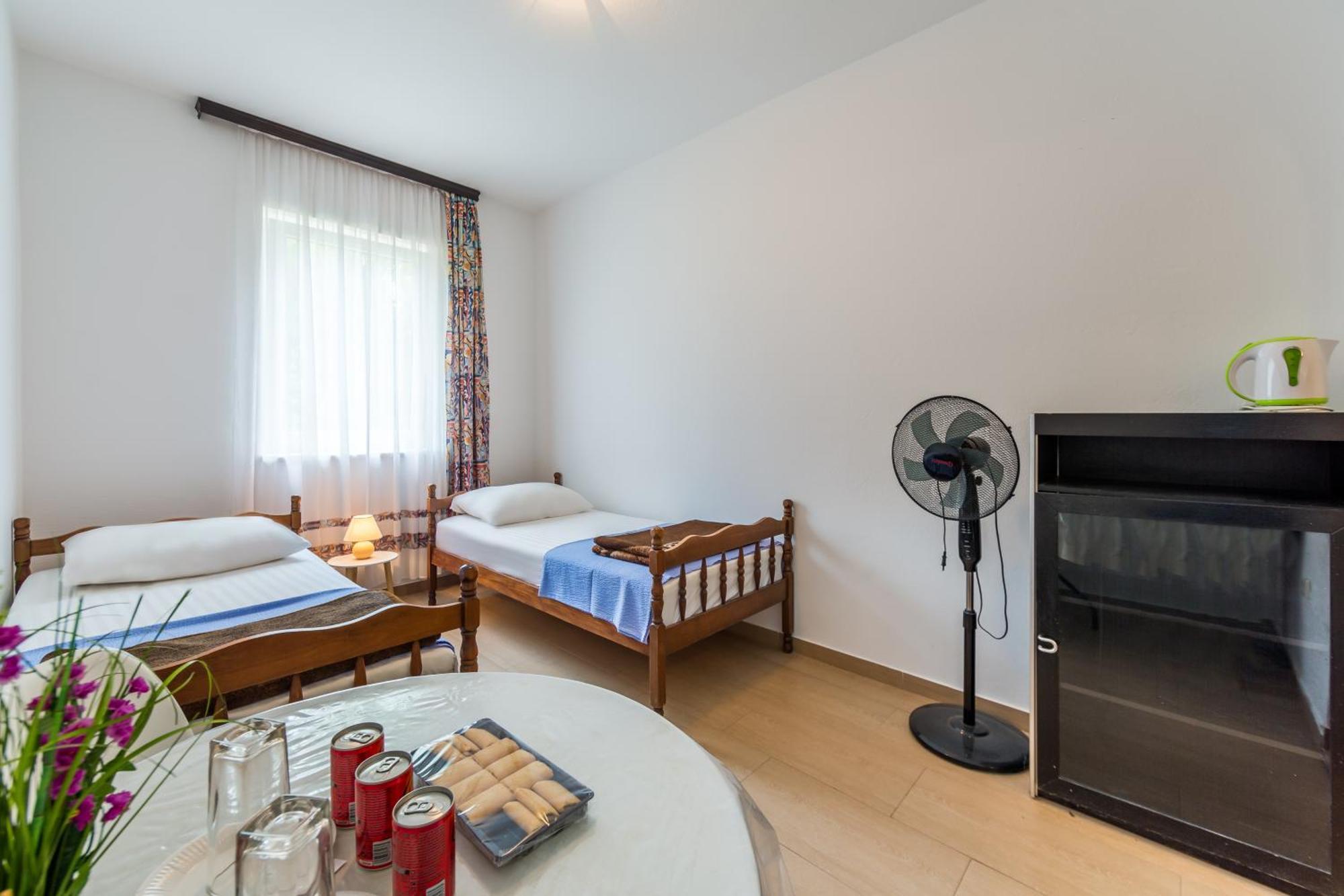 Apartments Claudia 슈므리카 외부 사진